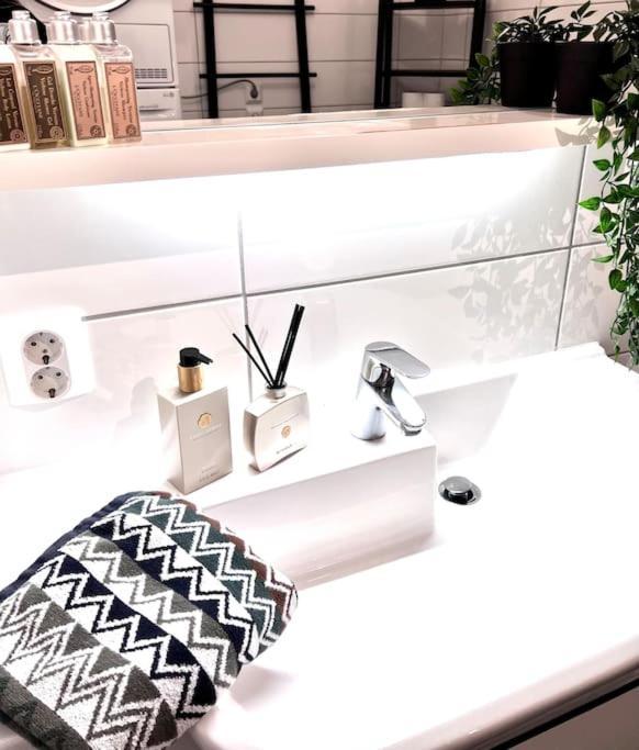 Luxury & Modern By The Ocean Apartamento Bergen